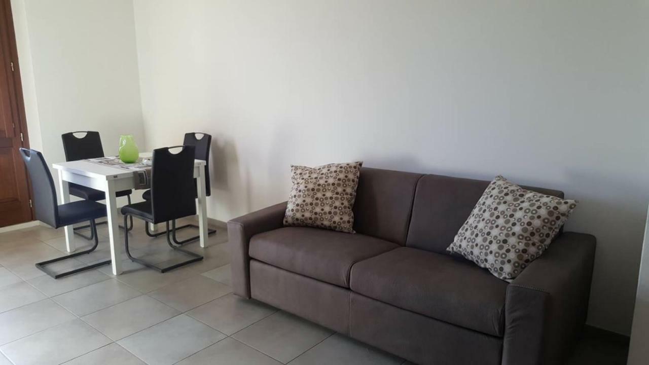 Giuly Home One Cabras Ngoại thất bức ảnh